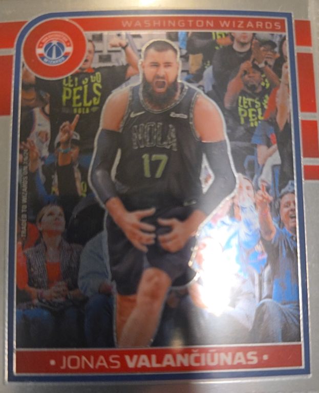 2024-25 Panini NBA Hoops #229 Jonas Valanciūnas — front
