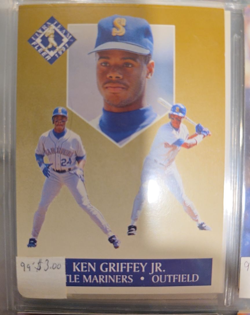 1991 Fleer Ultra #4 Ken Griffey Jr. — front