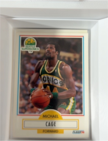 1990-91 Fleer #176 Michael Cage Seattle Supersonics — front