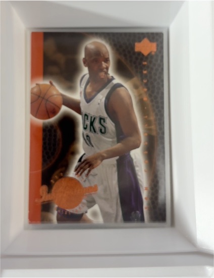 2003 Upper Deck Hardcourt #47 Kevin Garnett — front