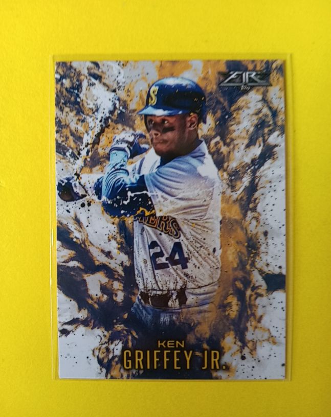 2016 Topps Update Fire #F-6 Ken Griffey Jr. — front