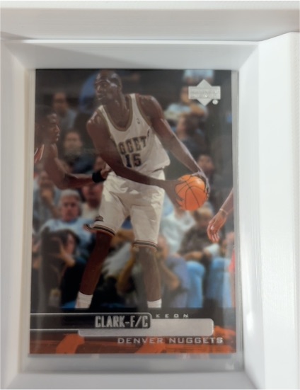 2000 Upper Deck #15 Keon Clark — front