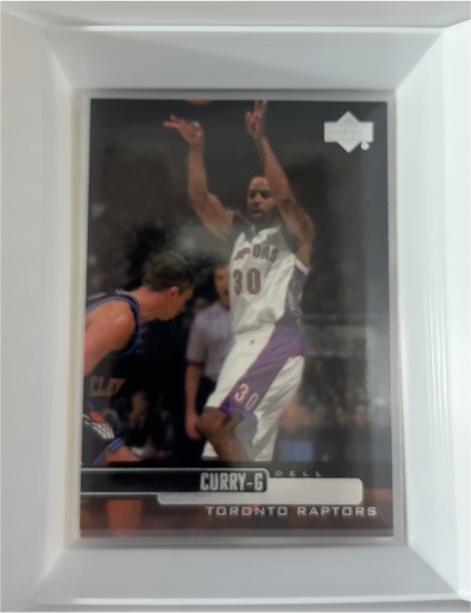 1999-00 Upper Deck #299 Dell Curry — front