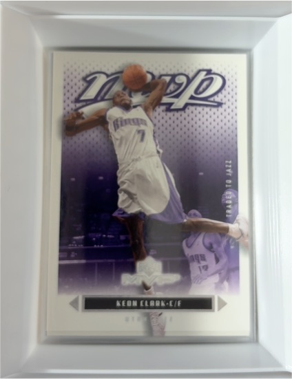 2003-04 Upper Deck MVP #160 Keon Clark — front