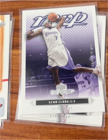 2003 Upper Deck MVP #7 Keon Clark — front