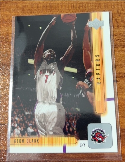 2001-02 Upper Deck #164 Keon Clark — front
