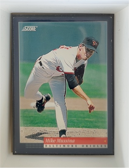 1994 Score #9 Mike Mussina — front