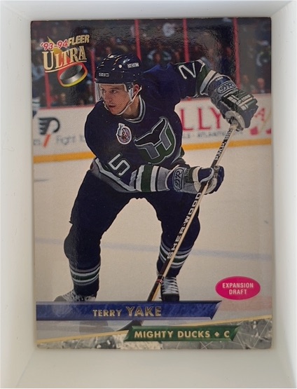 1993-94 Fleer Ultra #221 Terry Yake — front