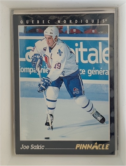 1993-94 Pinnacle #290 Joe Sakic Quebec Nordiques — front