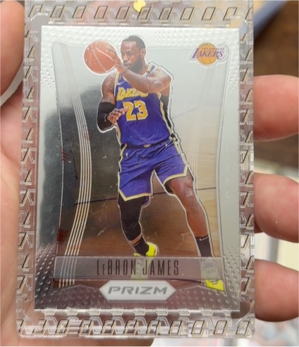 2019-20 Panini Prizm #129 LeBron James — front