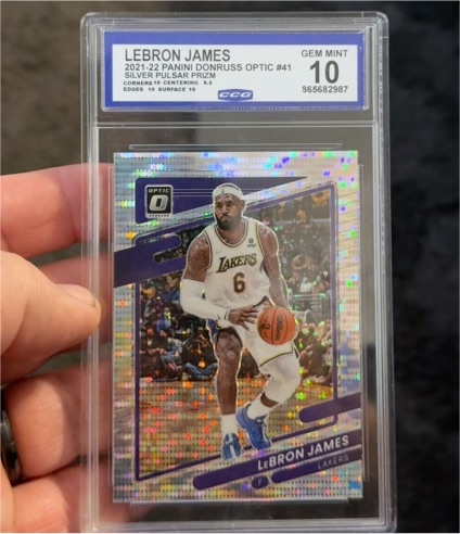 2021-22 Panini Donruss Optic #41 LeBron James Silver Pulsar Prizm — front