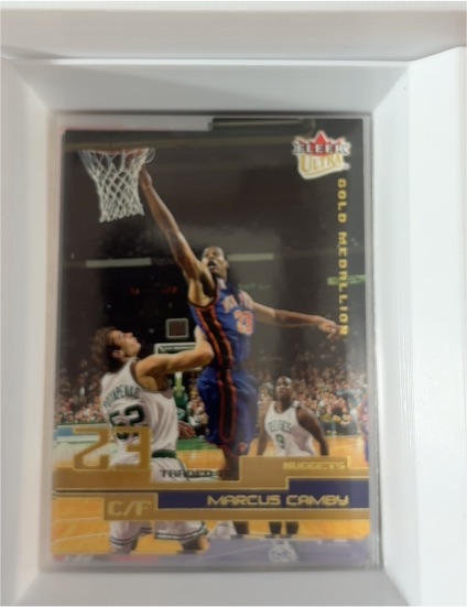 2002 Fleer Ultra Gold Medallion Die-Cut #98 Marcus Camby — front