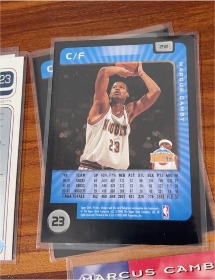 2001 Topps #22 Marcus Camby — front