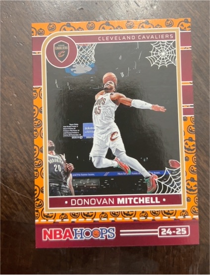 2024-25 Panini Haunted Hoops Orange #88 Donovan Mitchell — front