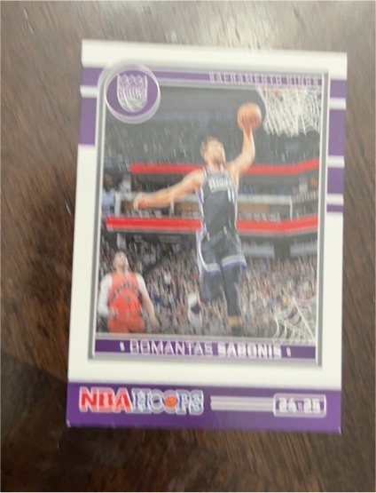 2023-24 Panini NBA Hoops #211 Domantas Sabonis Sacramento Kings — front