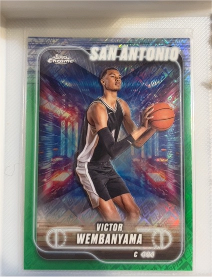 2024-25 Topps Chrome #193 Victor Wembanyama — front