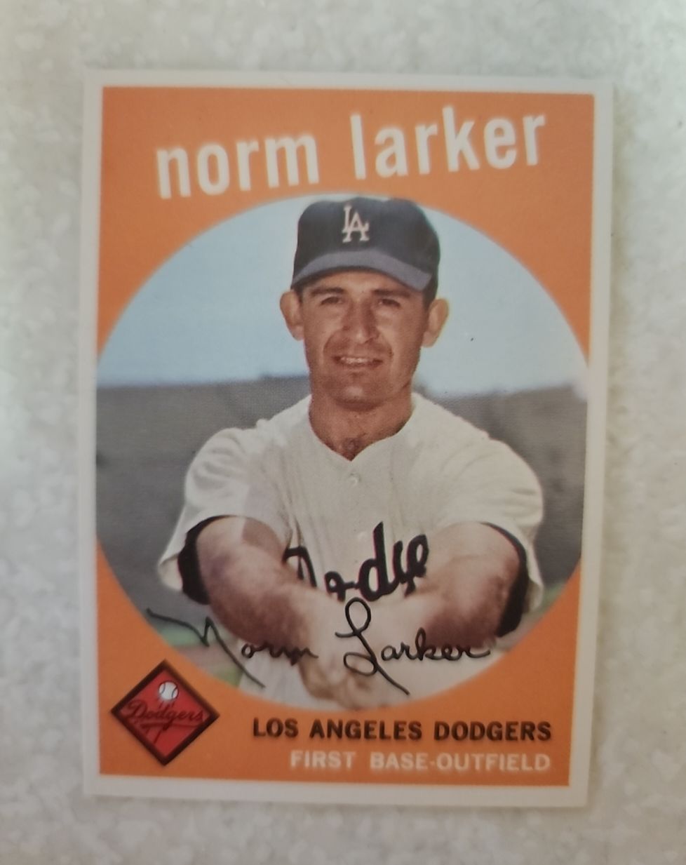 1959 Topps #107 Norm Larker — front