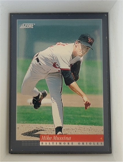1994 Score #9 Mike Mussina — front