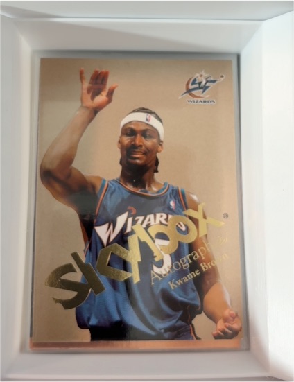 2003 Skybox Autographics #41 Kwame Brown — front