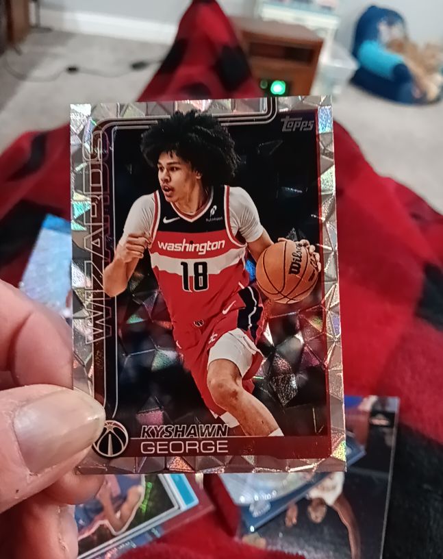 2025-26 Topps Crackleboard #98 Kyshawn George — front