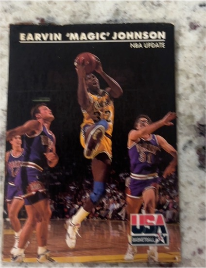 1992 Skybox USA Basketball #28 Earvin 'Magic' Johnson — front