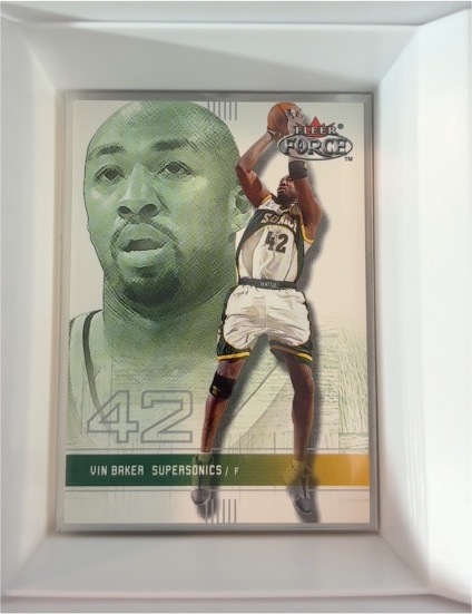 2001-02 Fleer Force #164 Vin Baker — front