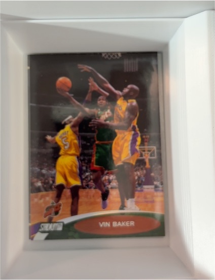2000-01 Upper Deck #16 Vin Baker — front