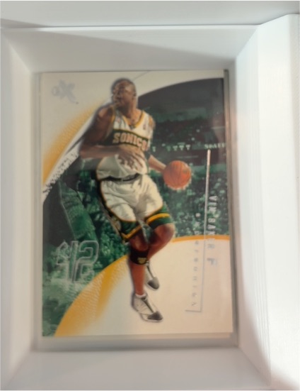 2001-02 E-X #49 Vin Baker — front