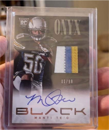 2013 Panini Black Onyx #22 Manti Te'o Rookie Patch Autograph — front