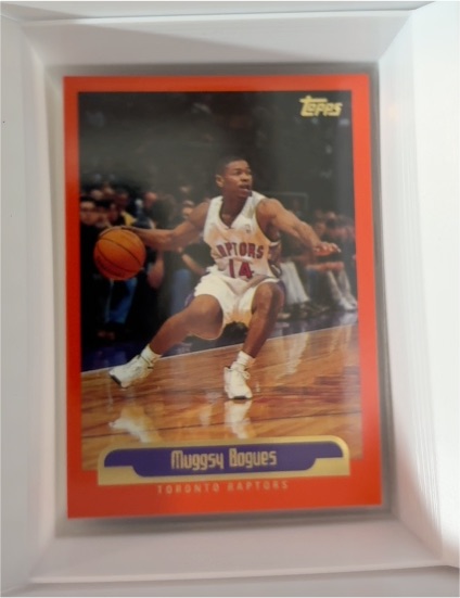 1999-00 Topps #227 Muggsy Bogues — front