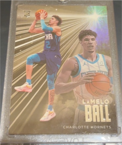2020-21 Panini Chronicles Essentials #201 LaMelo Ball — front