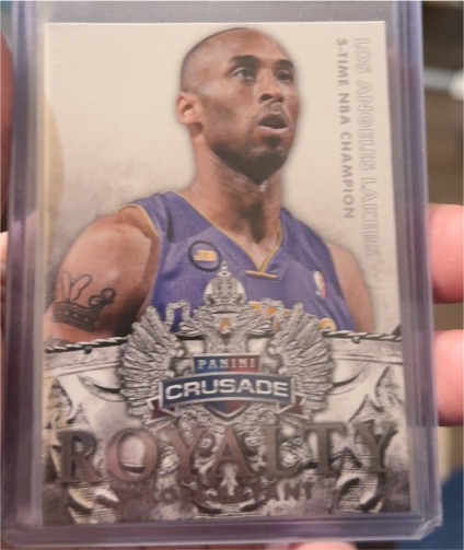 2013-14 Panini Crusade Royalty #8 Kobe Bryant — front