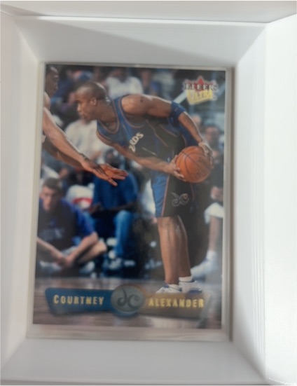 2001 Fleer Ultra #50 Courtney Alexander — front
