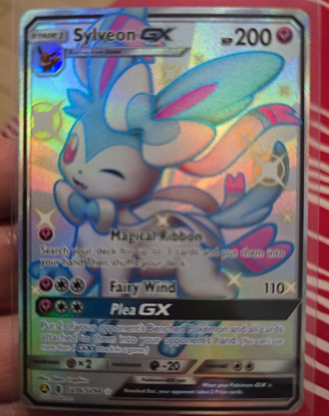 2019 Pokémon Hidden Fates #SV76 Sylveon GX — front
