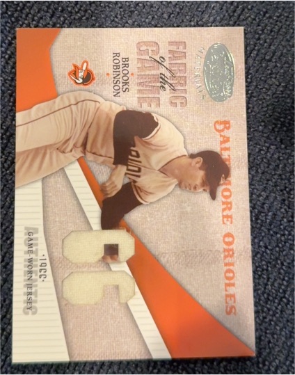 2002 Leaf Certified Fabric of the Game #FG Brooks Robinson — front