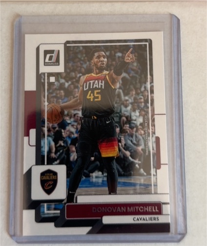 2022-23 Donruss #111 Donovan Mitchell Cleveland Cavaliers — front