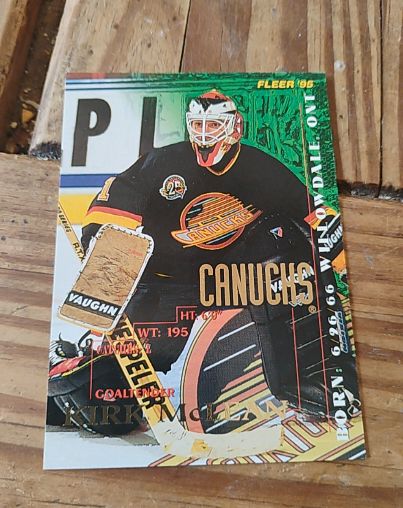 1994-95 Fleer #6 Kirk McLean — front