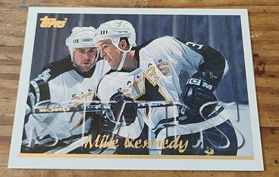 1995-96 Topps #27 Mike Kennedy — front
