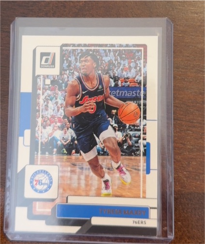 2022-23 Panini Donruss #18 Tyrese Maxey — front