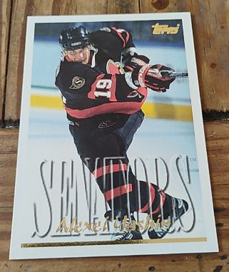 1995-96 Topps #170 Alexei Yashin — front