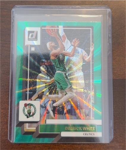 2022-23 Donruss #173 Derrick White Green Laser — front