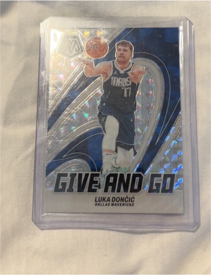 2023-24 Panini Mosaic #11 Luka Dončić Give and Go — front