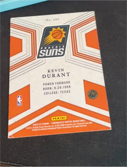2022-23 Panini Chronicles Vertex #195 Kevin Durant — front