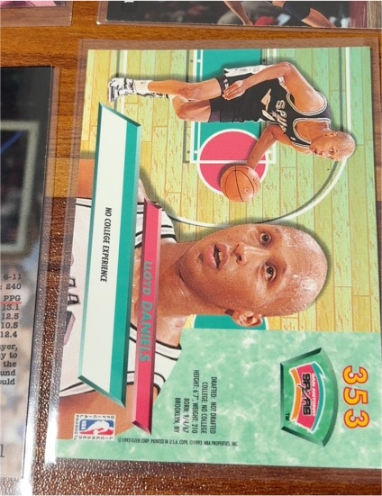 1992-93 Fleer Ultra #353 Lloyd Daniels — front