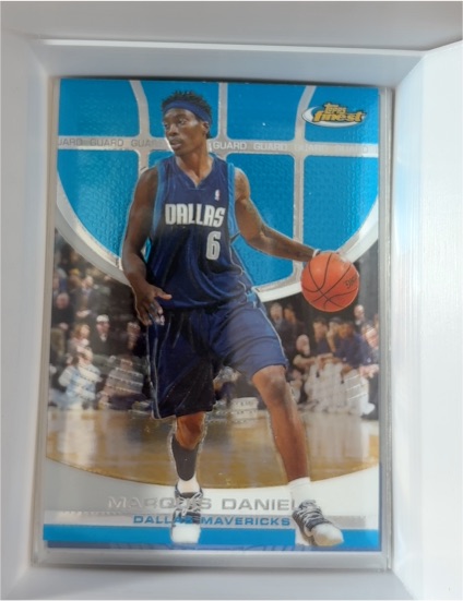 2005-06 Topps Finest #16 Marquis Daniels — front