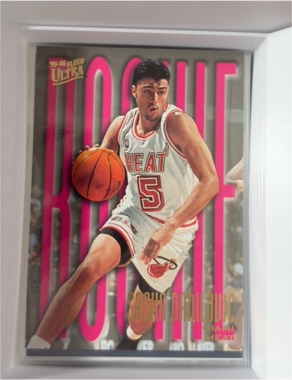 1995-96 Fleer Ultra #270 Sasha Danilovic — front
