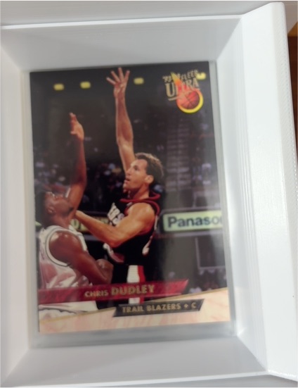 1993-94 Fleer Ultra #322 Chris Dudley — front