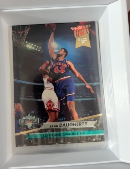 1992-93 Fleer Ultra #209 Brad Daugherty Cleveland Cavaliers — front