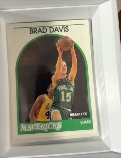 1989-90 Hoops #296 Brad Davis — front
