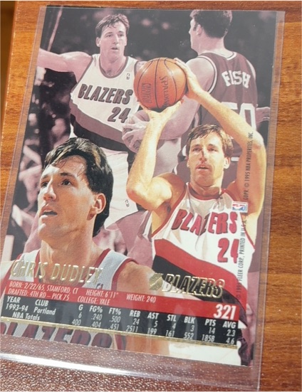 1993-94 Upper Deck #321 Chris Dudley — front